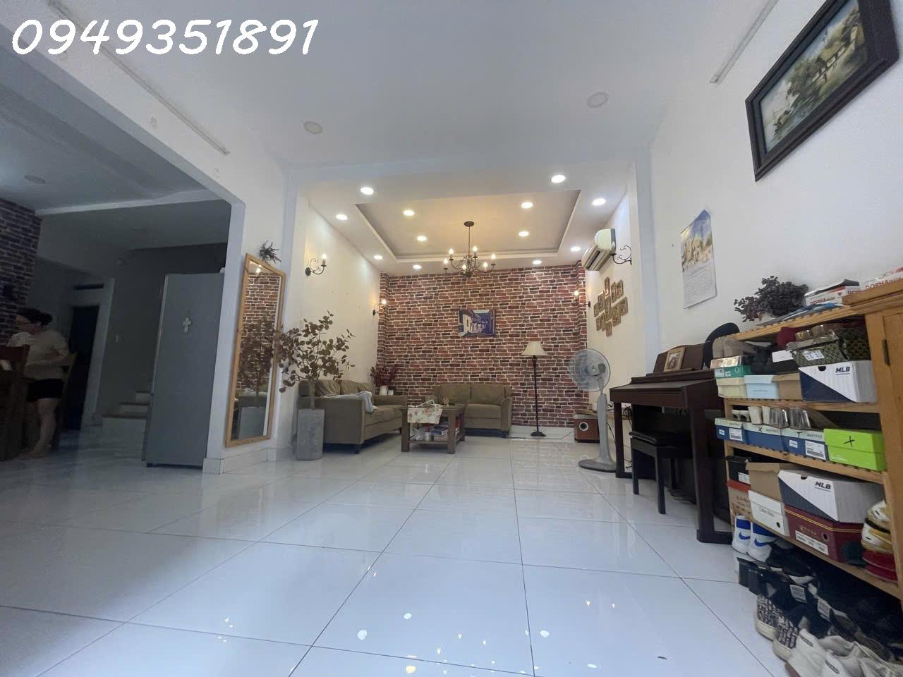 🌟NHÀ HXH 93M2 3TẦNG 6PN NGANG 7M SHR HOÀN CÔNG ĐỦ giá bán 11TỶ - Ảnh 3
