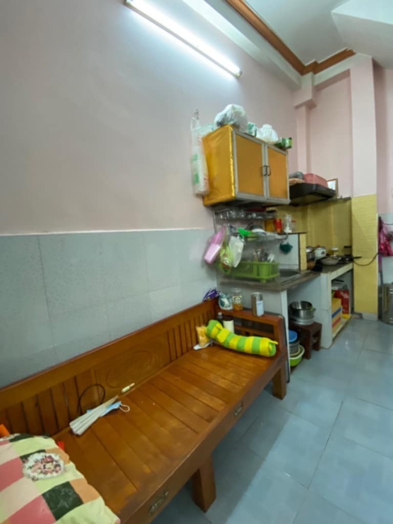 Bán Nhà Cách Mạng Tháng 8, 4 tầng kiên cố, gần mặt tiền, giá 4.85 tỷ. - Ảnh chính