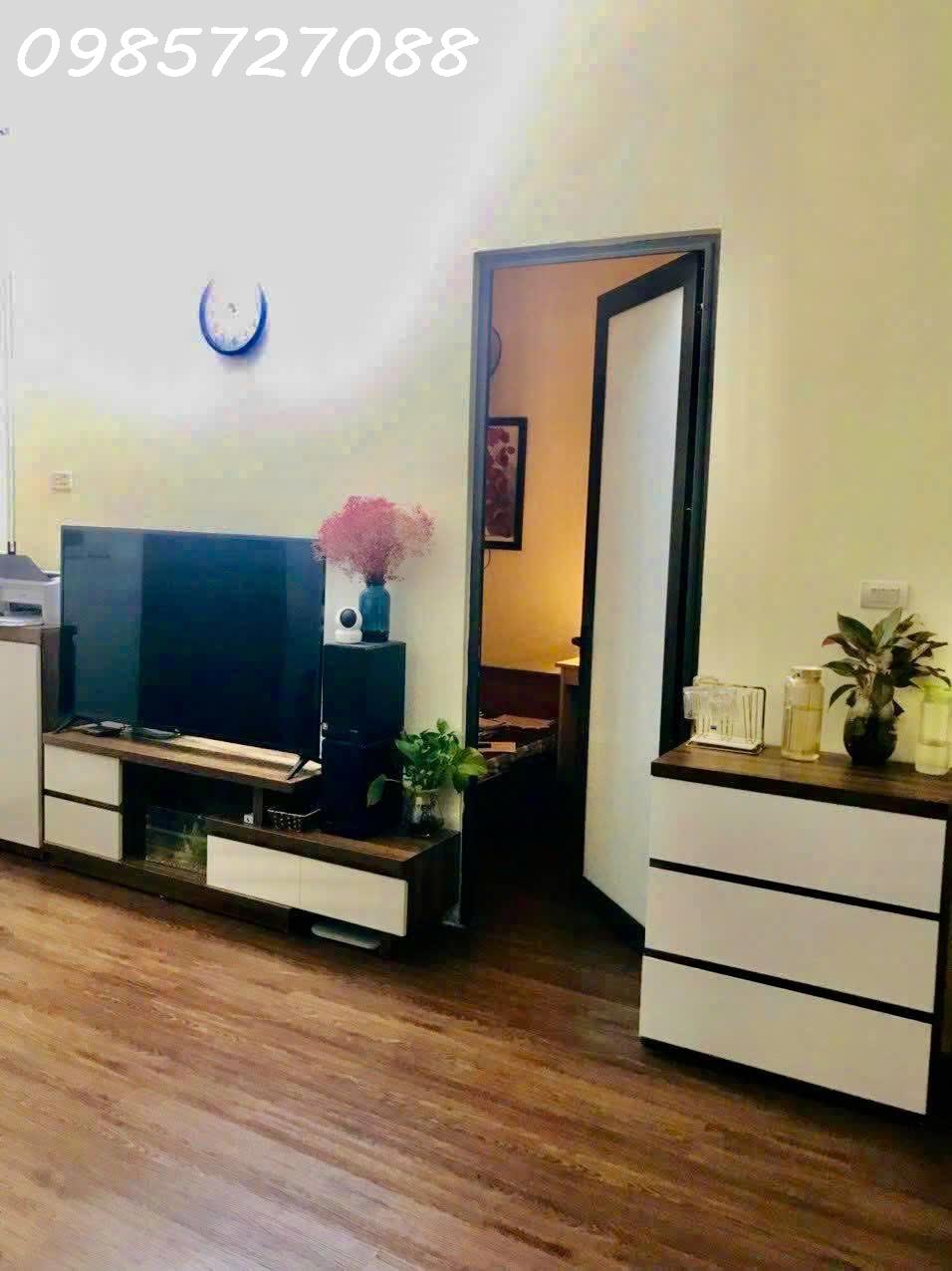 Bán nhanh căn hộ 54m 2 ngủ HH Linh Đàm chỉ 2 tỷ05 - Ảnh chính