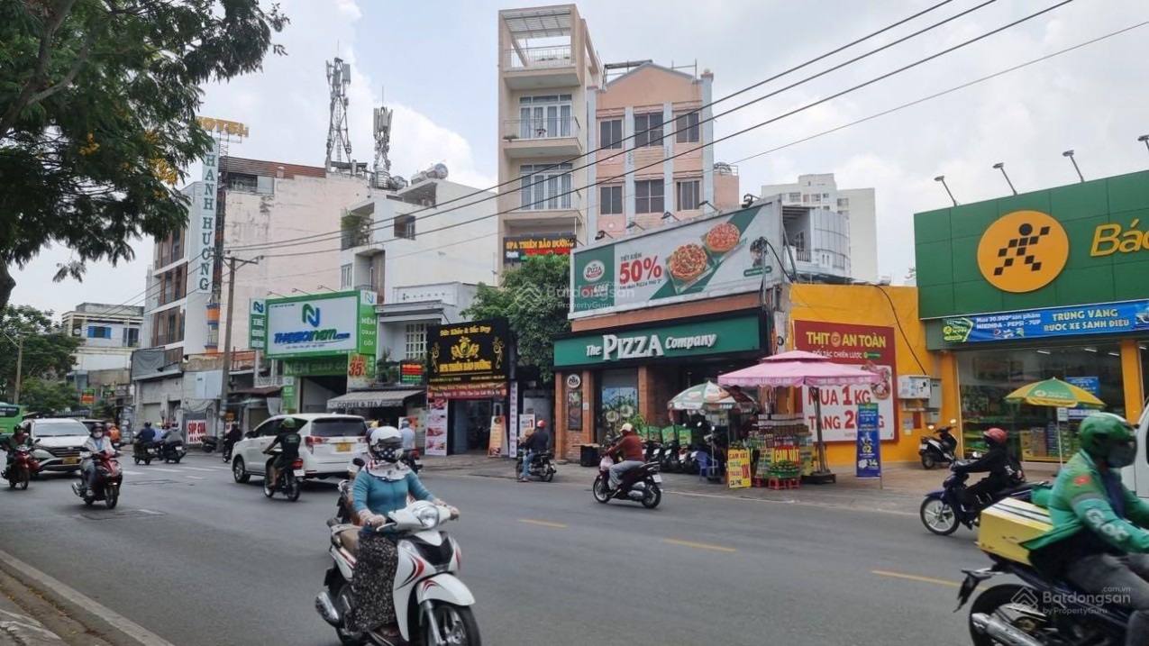 Bán nhà mặt tiền Cao Thắng, Quận 3 giá rẻ 5,9 x 21m, góc 3 mặt tiền cực kỳ thông thoáng - Ảnh chính