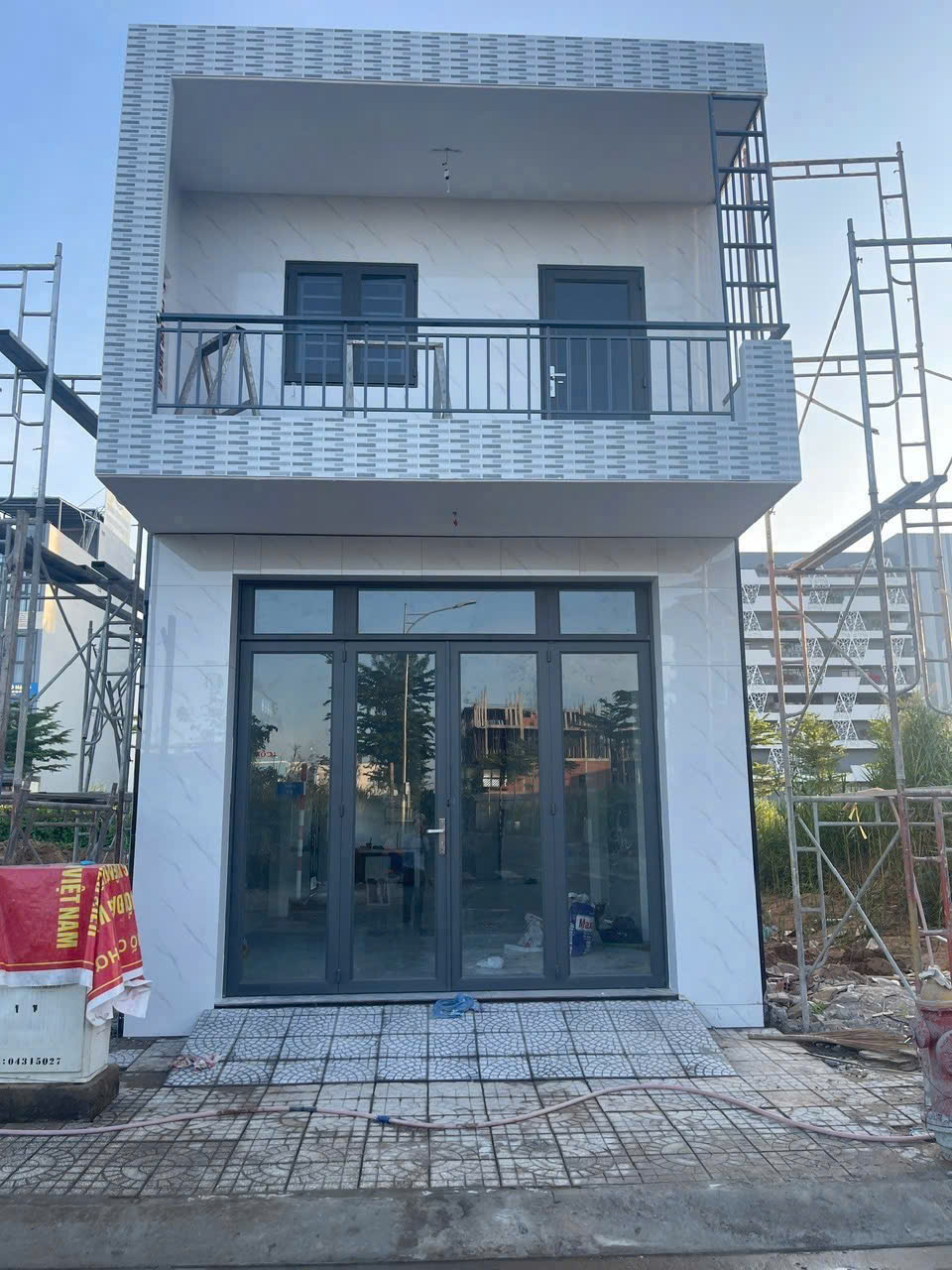 nhà 8,5 triệu mới 100 % gần trường đại học FPT - Ảnh chính