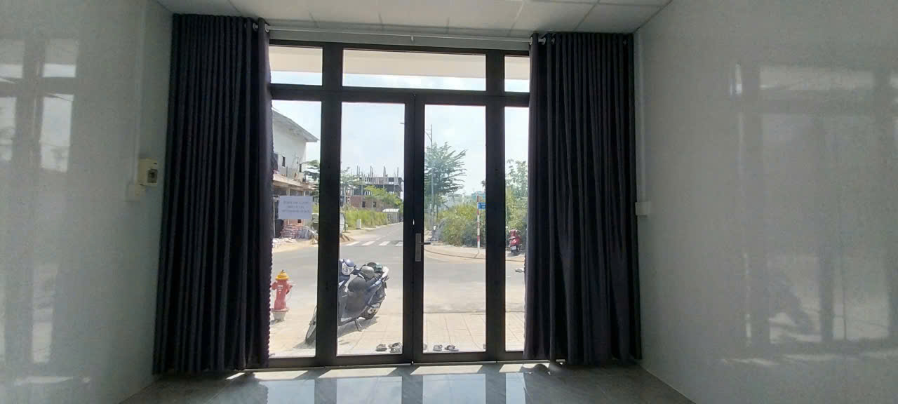 nhà 8,5 triệu mới 100 % gần trường đại học FPT - Ảnh 4