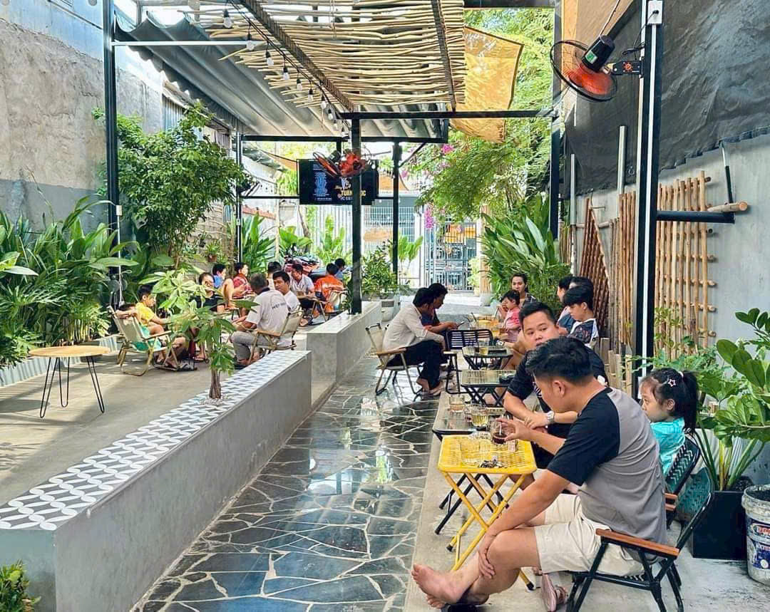 BÁN 180m2 ĐẤT TẶNG QUÁN CAFE DOANH THU 60tr/th - Quốc lộ 13, ngay UNBD phường Hiệp Bình Phước, - Ảnh 1