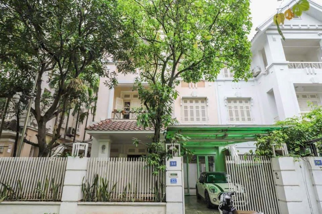 BÁN BIỆT THỰ CIPUTRA - TÂY HỒ - DT 230M2. MT 10M - SỔ ĐỎ - Ảnh chính