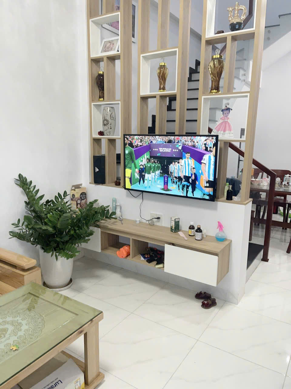 🔥 Bán nhà 2 tầng đẹp full nội thất kiệt ô tô Hoài Thanh. Cách đường chính 100m - Ảnh 1
