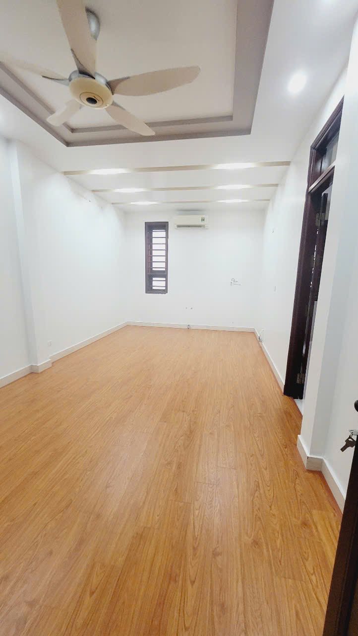 Cho thuê nhà 5 tầng mặt đường Phạm Văn Đồng, ph Thanh Bình, TP HD, 102m2, mt 6m, KD tốt - Ảnh 6