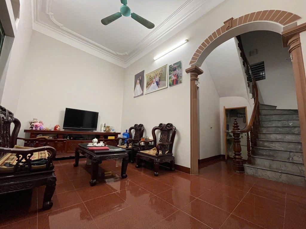 NHÀ ĐẸP DIỆN TÍCH ĐẸP, LÔ GÓC 2 MẶT TIỀN, Ô TÔ VÀO NHÀ NGÕ THÔNG TỨ TUNG - Ảnh 1
