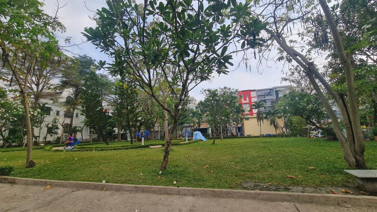 Nhà bán khu dân cư Trung Sơn giáp Him Lam Q.7, 100m2  ngang 5m, 4 tầng, 5pn, giá nhỉnh 17 tỷ - Ảnh 2