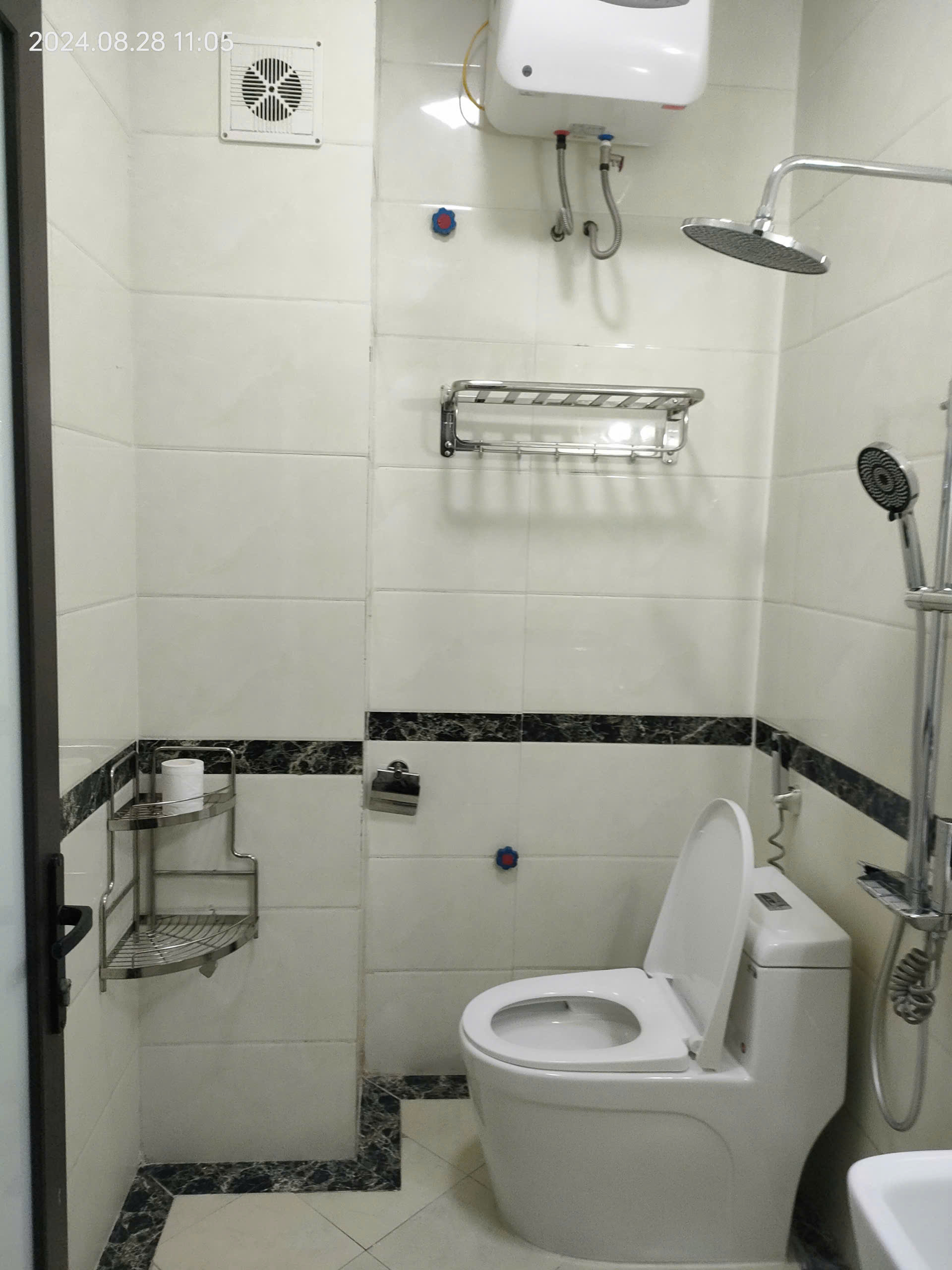 Bán gấp giá rẻ thang máy Đê Trần Khát Chân 34m, 6 tầng, mặt tiền 3.4m, 9 tỷ Hai Bà Trưng. - Ảnh 3