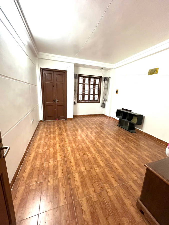 Bán Nhà Vĩnh Hưng. Hoàng Mai. Ô Tô. DT 30m2. MT 3,8m. 5 Tầng. Giá 5,82 Tỷ. - Ảnh 2
