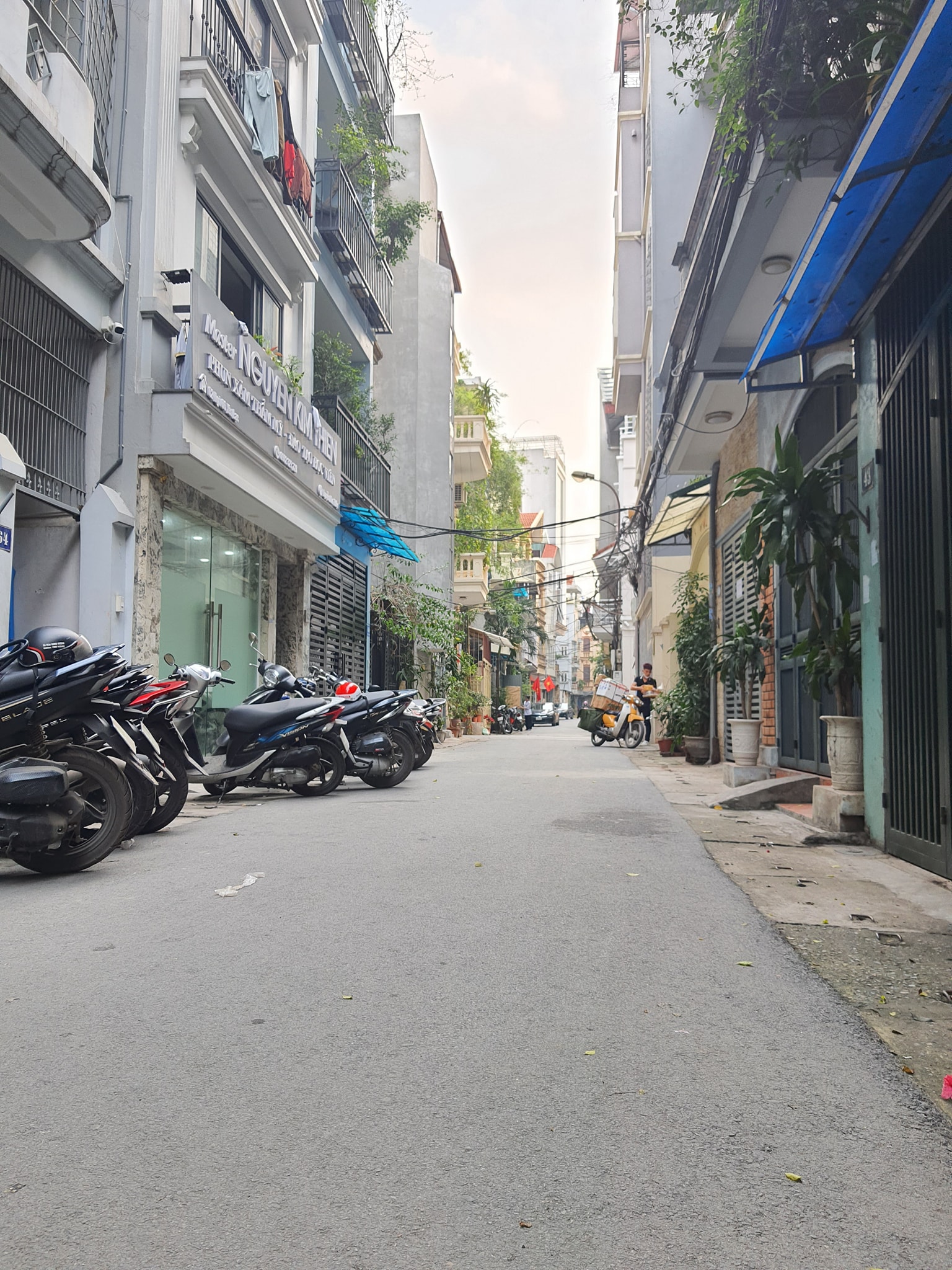 BÁN GẤP NHÀ PHỐ YÊN LẠC, PHÂN LÔ Ô TÔ TRÁNH _DT 80M2, 4TẦNG, MT 6M, 22TỶ - Ảnh chính