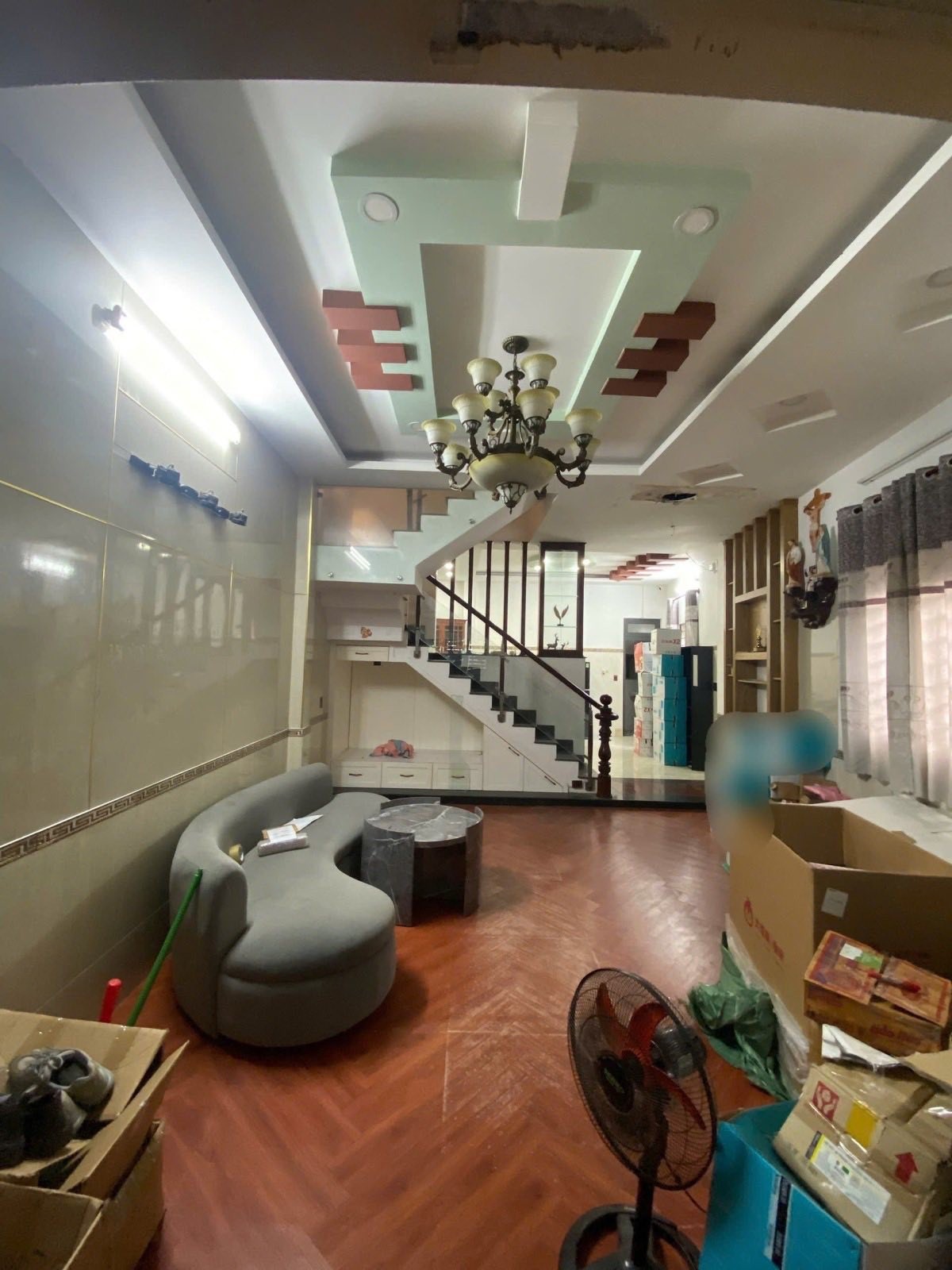 BÁN NHÀ LÔ GÓC  - ĐƯỜNG NHỰA THÔNG THOÁNG- 3 TẦNG- 71M2- NGANG 5m - CHỦ THIỆN CHÍ XOẮN BÁN - CHÀO - Ảnh 1