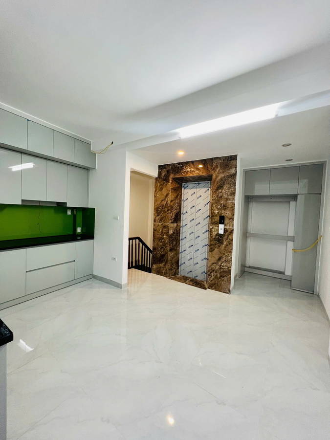 Bán Nhà Văn Chương. Đống Đa. 6 Tầng Thang Máy. DT 36m2. MT 4,6m. Giá 7,88 Tỷ. - Ảnh 2