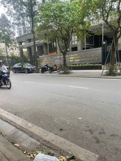 SIÊU HOT!!! BÁN TOÀ CĂN HỘ 6 TẦNG phố ĐẶNG THAI MAI - 101M- MẶT TIỀN 8M - GIÁ 36 TỶ - Ảnh 2