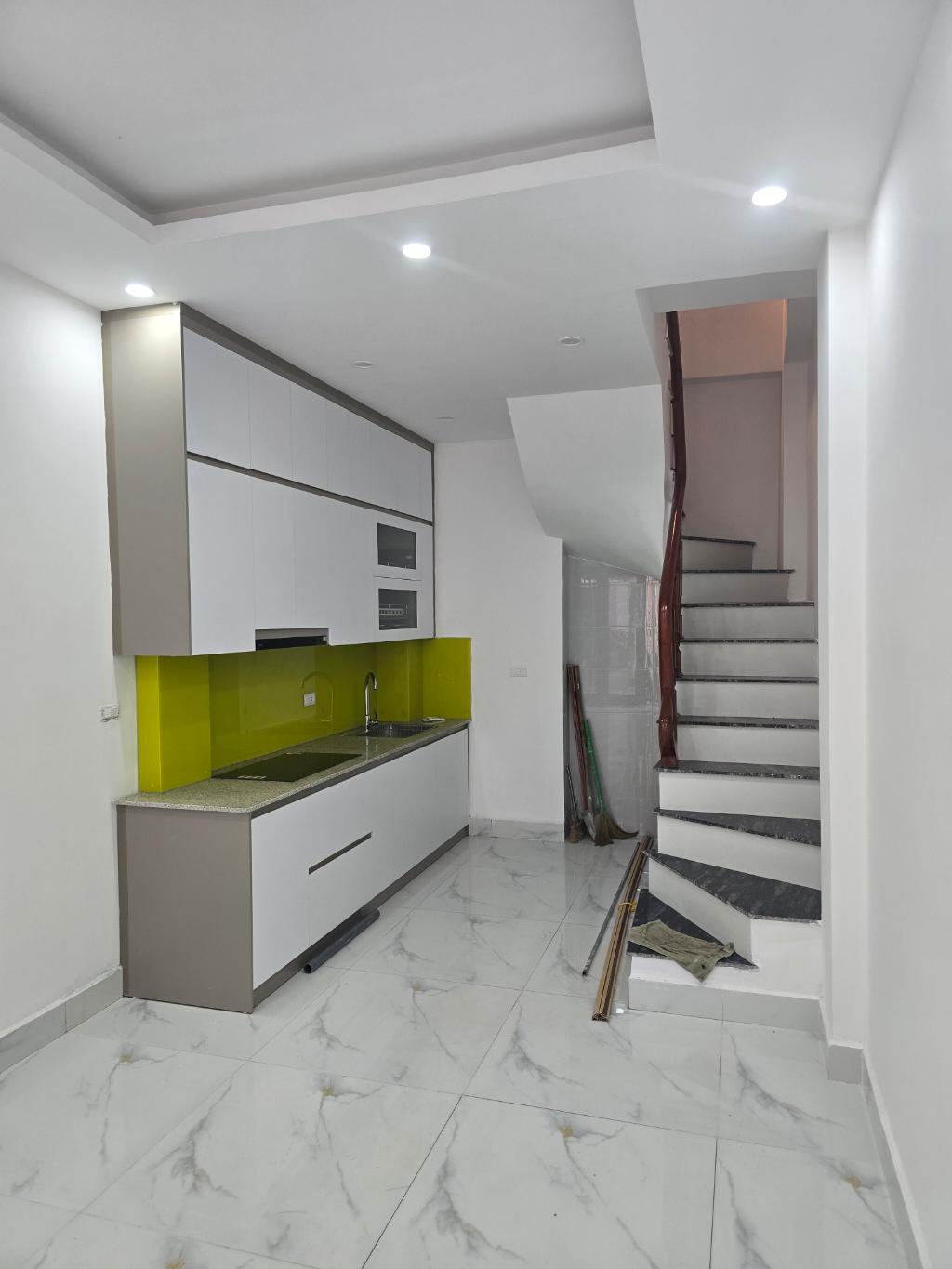 CHẤT NHƯ NƯỚC CẤT – NHÀ ĐẸP CỰC GẮT PHỐ NGUYỄN PHÚC LAI, 3 GIÂY NHÌN – 1 GIÂY YÊU – 0 GIÂY DO DỰ - Ảnh 2