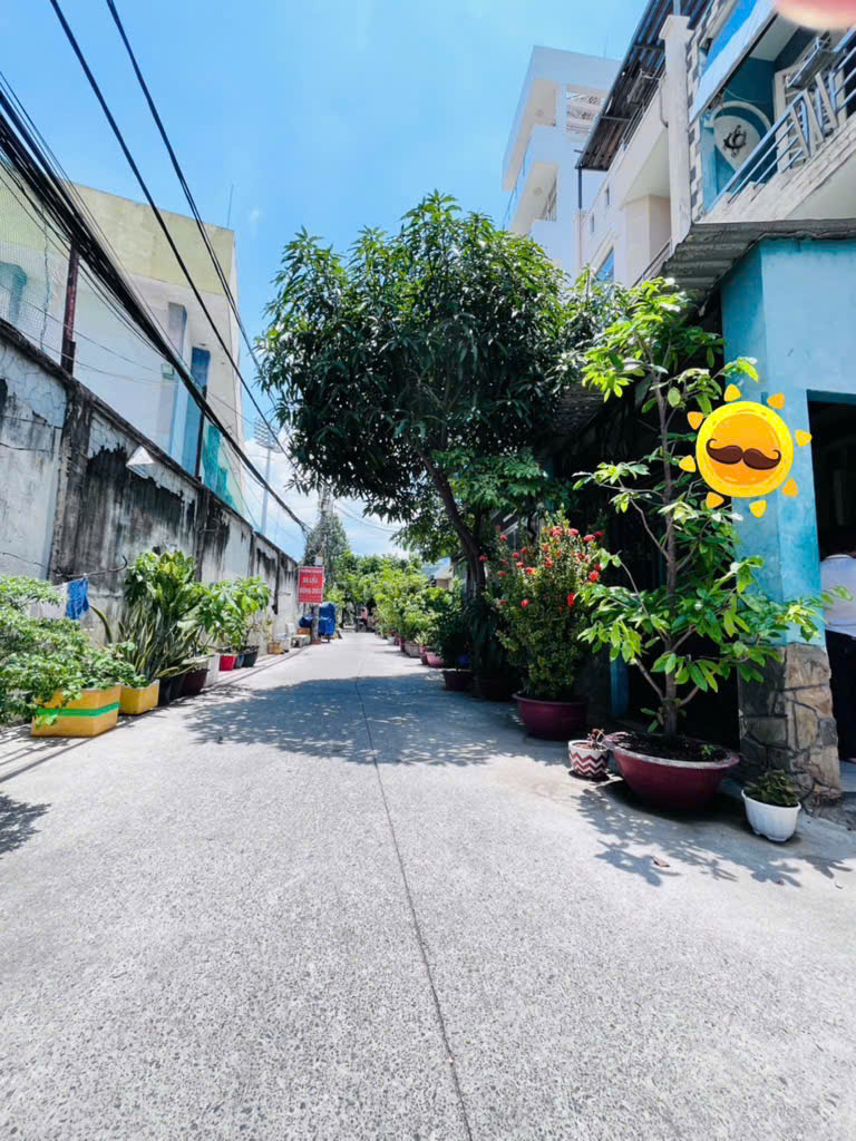Bán nhà 3 tầng mặt tiền đường Hồ Thành Biên gần đường Phạm Hùng P5Q8 chỉ nhỉn 7 tỉ - Ảnh chính