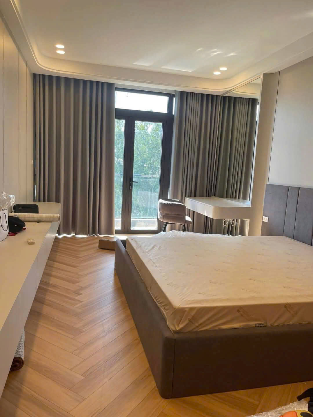 BÁN NHÀ MẶT PHỐ TRẦN DUY HƯNG – 98M², 8 TẦNG, THANG MÁY, SỔ ĐỎ HOA HẬU - Ảnh 2