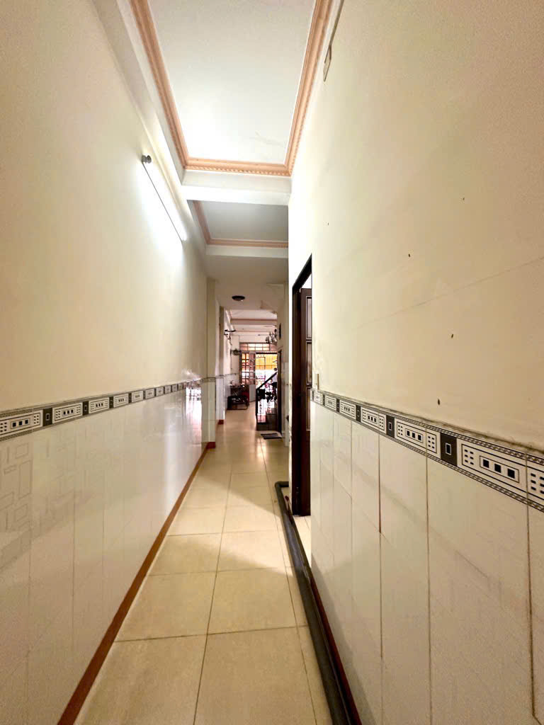 Bán Nhà C4 TTN01,Q12 – 230m² - 3.2 Tỷ - Xe Hơi Ngủ Trong Nhà - Ảnh chính