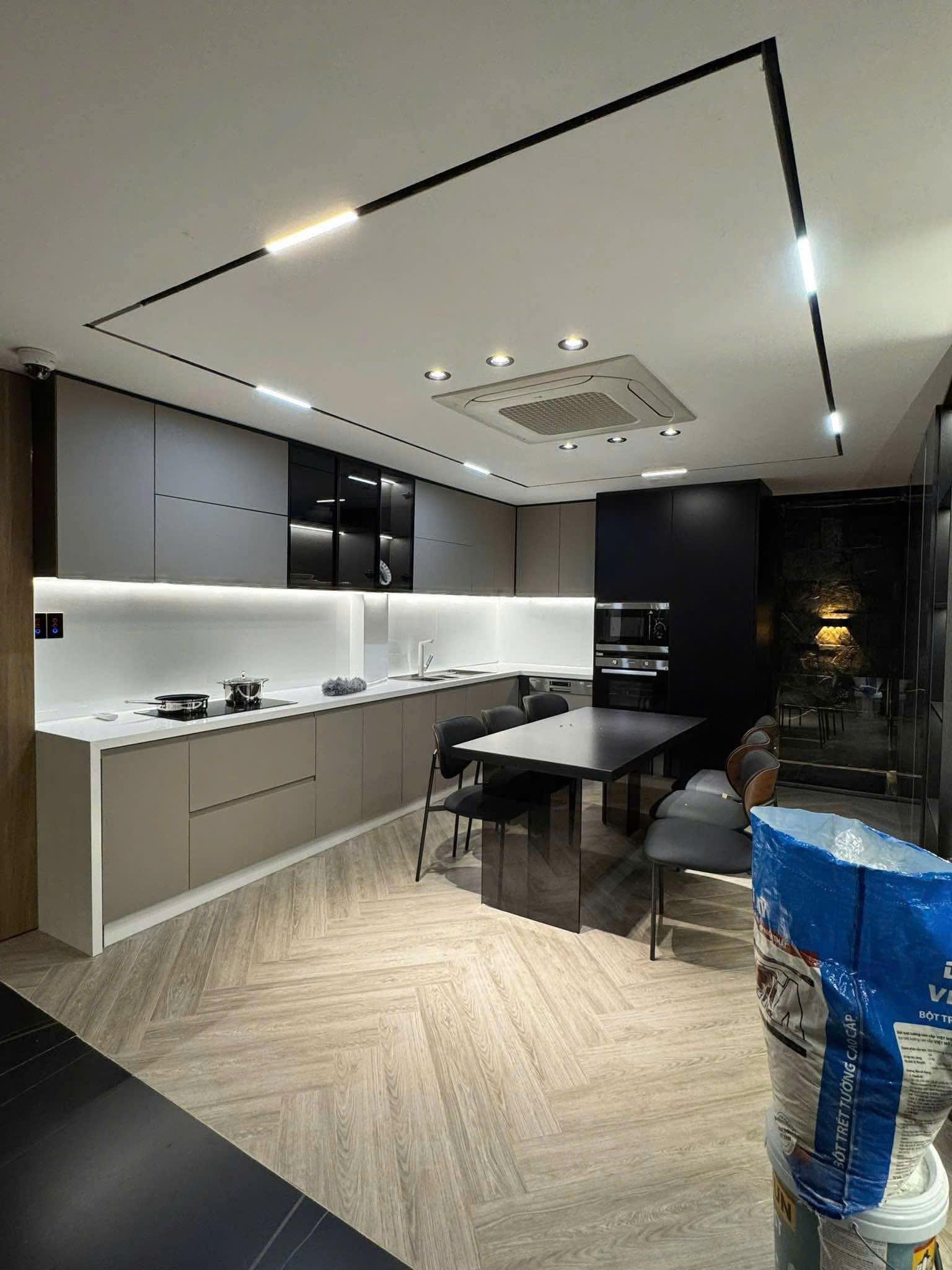 *HƠN 17TỶ -SIÊU HOTT.T  Mặt Tiền Mới_Sang Đẹp Đoạn Sung Túc BA THÁNG HAI 4Tầng 81m2 - Ảnh 3