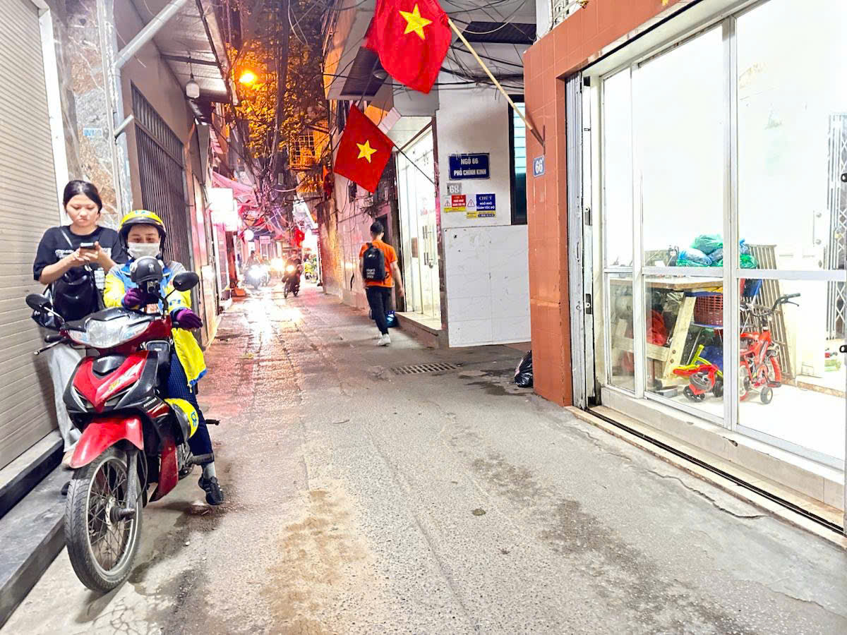 NHÀ ĐẸP CHÍNH KINH THANH XUÂN - Ô TÔ ĐỖ CỬA - DT44M2 GIÁ NHỈNH 10 TỶ - Ảnh 4