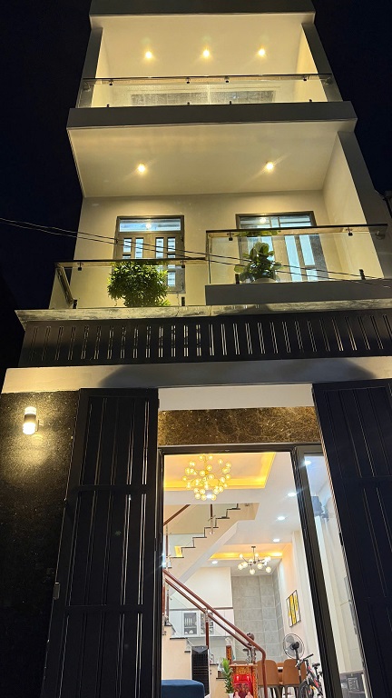 Cho thuê nhà nguyên căn 3PN. 1 trệt 2 lầu ( đối diện Vạn Phúc City) - Ảnh chính