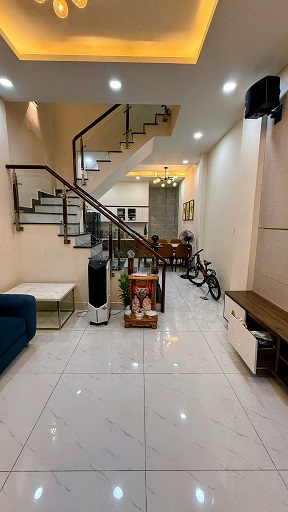 Cho thuê nhà nguyên căn 3PN. 1 trệt 2 lầu ( đối diện Vạn Phúc City) - Ảnh 1