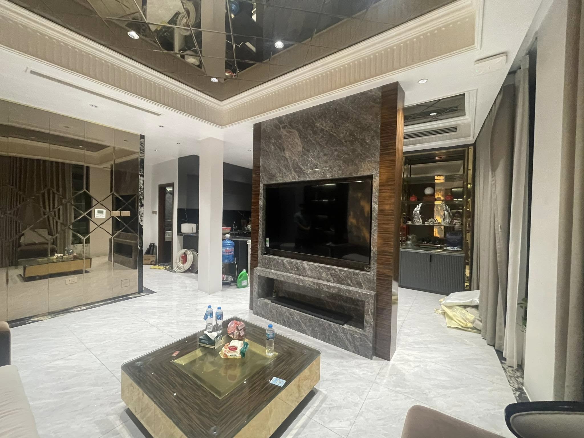 MẶT PHỐ YÊN HOA THANG MÁY - KINH DOANH DT 50m2 7 tầng MT 7m Giá 27 tỷ - Ảnh chính