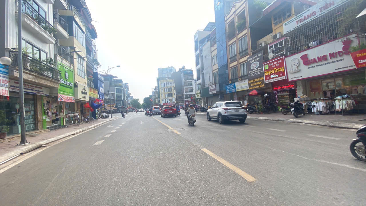 HOA HẬU NGUYỄN VĂN CỪ NỐI NGỌC LÂM - HỒNG TIẾN 48M, 7T, MT6M, VỈA HÈ RỘNG, KD, DÒNG TIỀN. - Ảnh 2