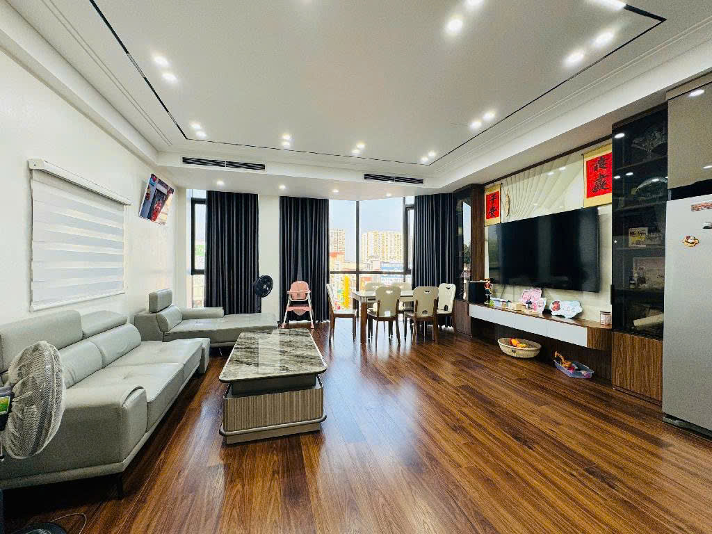 HOA HẬU NGUYỄN VĂN CỪ NỐI NGỌC LÂM - HỒNG TIẾN 48M, 7T, MT6M, VỈA HÈ RỘNG, KD, DÒNG TIỀN. - Ảnh 3