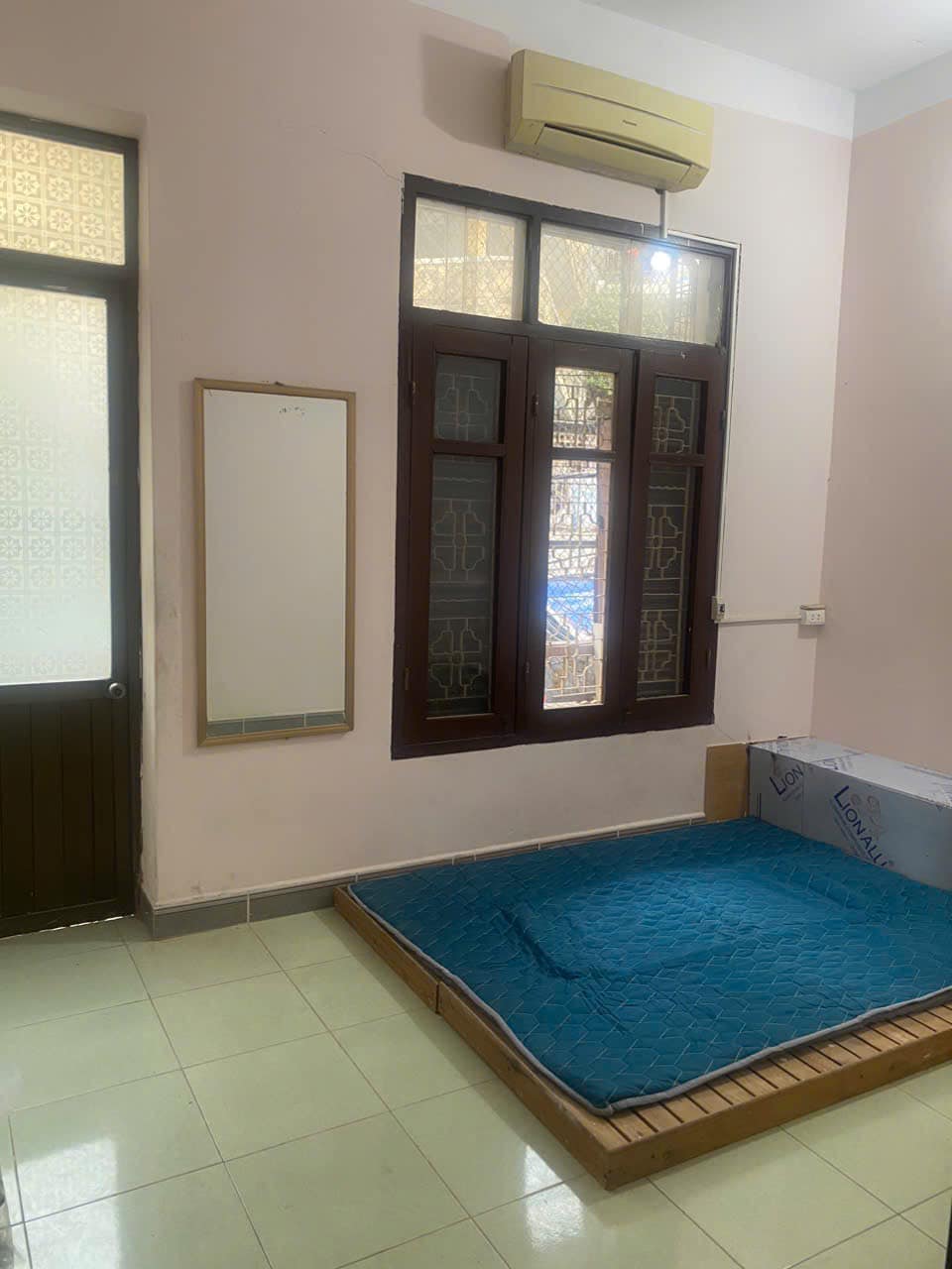 Cho thuê Mặt Phố Giải Phóng 70m2 x 3 tầng, MT 5m, KD bất chấp - Ảnh 2