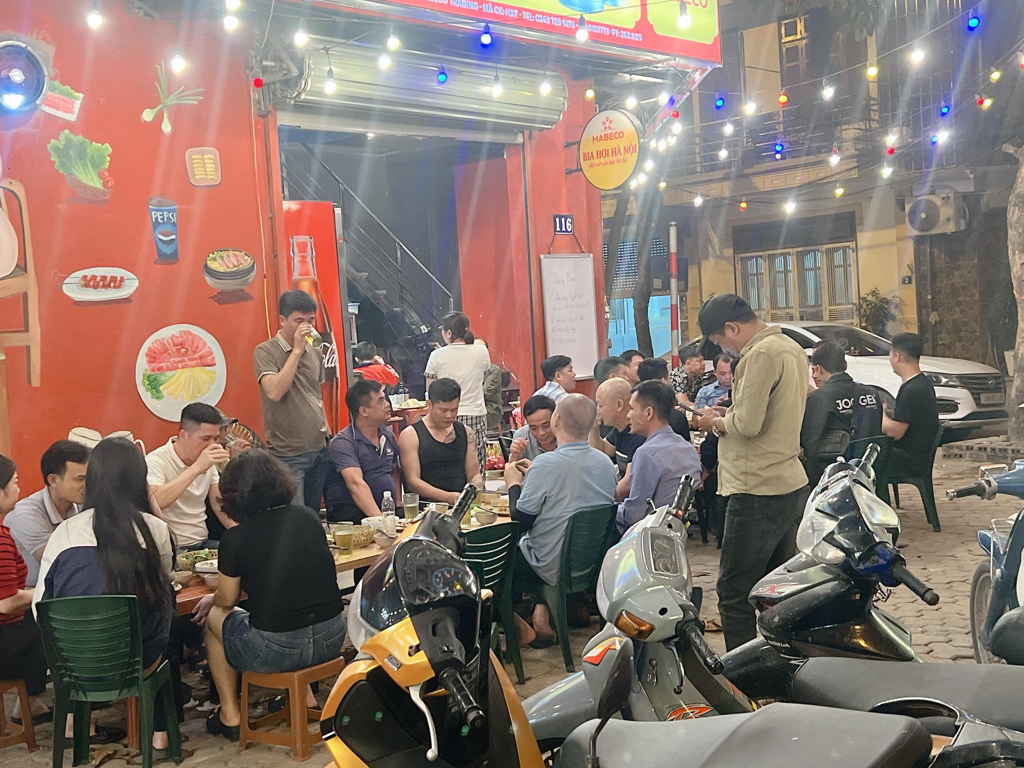 SANG NHƯỢNG BIA XANH QUÁN – GIÁ CHỈ 90 TRIỆU – VỊ TRÍ ĐẸP MÙA HÈ BẮT ĐẦU KIẾM TIỀN - Ảnh chính