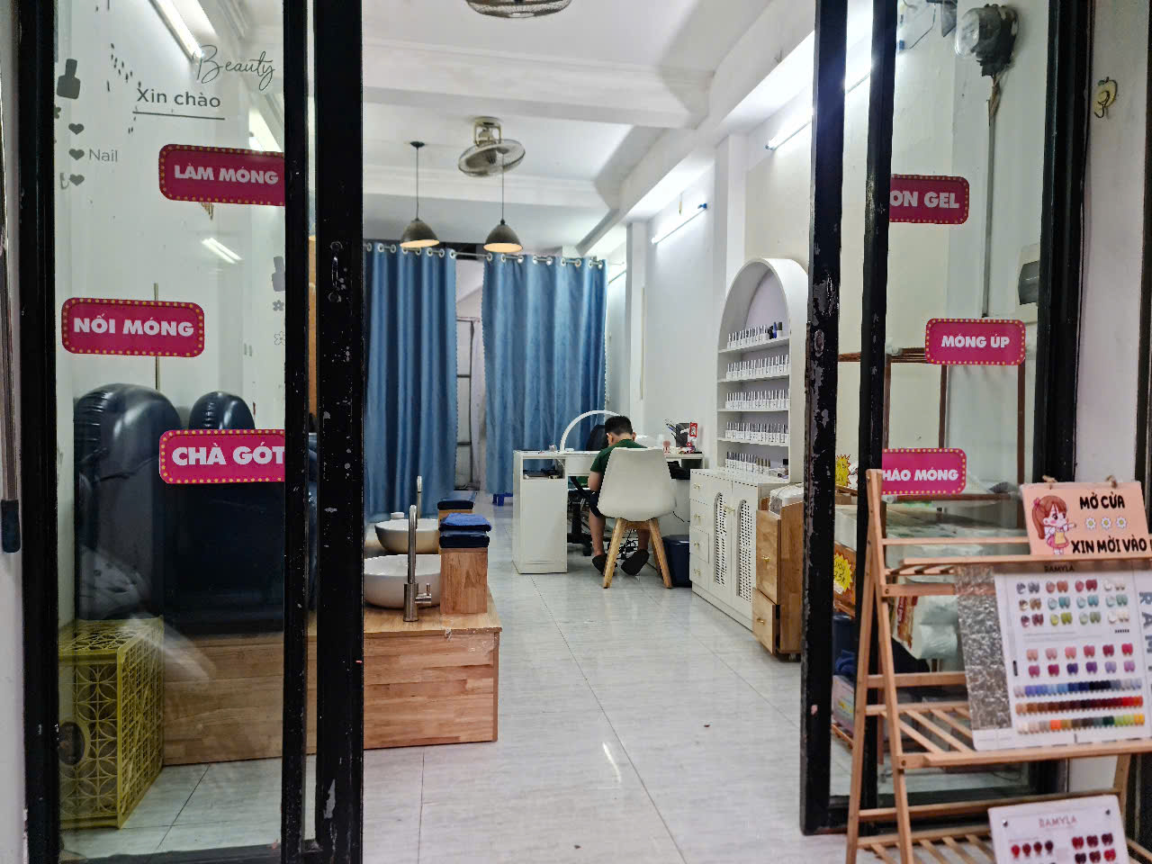 Sang nhượng cửa hàng nail đồ còn mới 90% Số 10 ngõ 18 Lương Ngọc Quyến, Văn Quán, Hà Đông - Ảnh 2