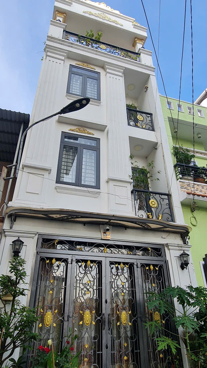 BÁN NHÀ  4 TẦNG  MẶT TIỀN BÙI MINH TRỰC, QUẬN 8 - NGANG 4.5M - CHỦ TẶNG NỘI THẤT -  CHỈ NHỈNH 9 TỶ - Ảnh 1