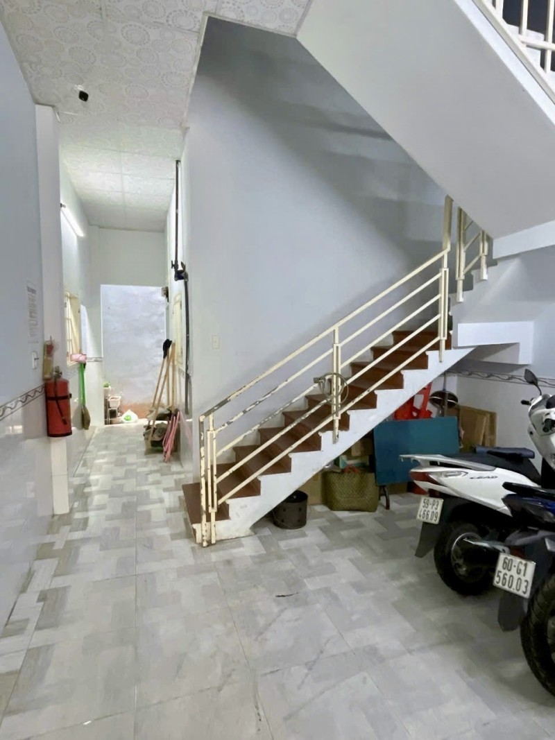 Bán nhà 77m2 Mặt Tiền Đường Lý Thánh Tông, Q. Tân Phú - Ảnh 1