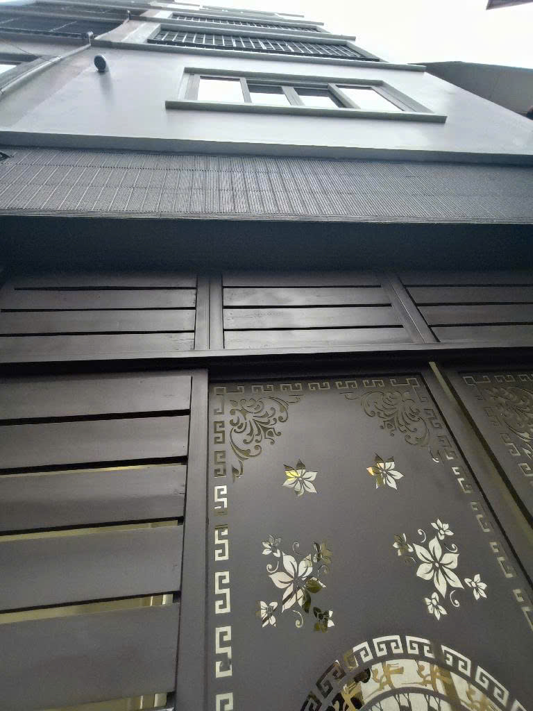 SIÊU PHẨM LẠC LONG QUÂN MỚI CỰC ĐẸP, 2 THOÁNG, DÂN XÂY Ô TÔ GẦN, BÃI XE NGAY NHÀ CHỈ 9.2 TỶ - Ảnh chính