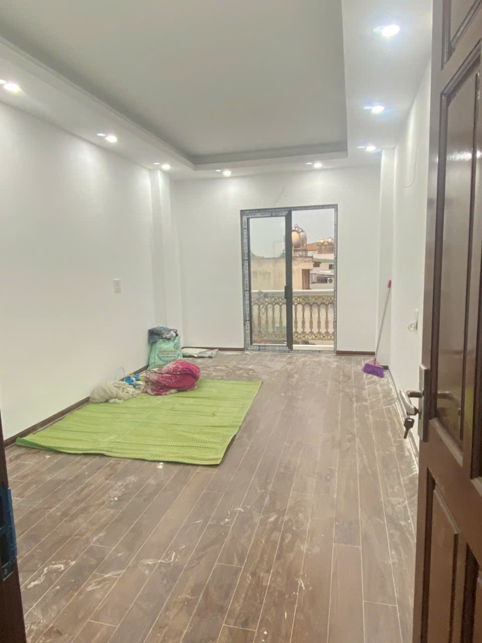 Bán nhà Thang máy ô tô chánh đỗ - Tả Thanh Oai giá chưa đến 6 - Ảnh chính