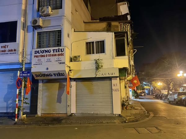 (Đáng Quan Tâm) Nhà Nhỏ Siêu Vierw Mặt Hồ Hai Bà Trưng - Trung Tâm Giao Thương Khu Vực) - Ảnh 4