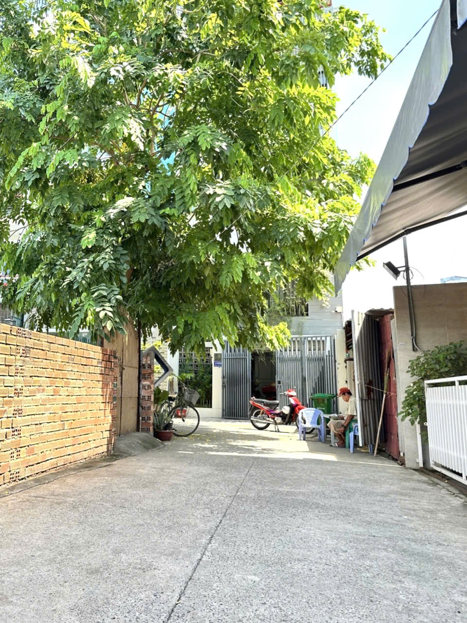 BÁN ĐẤT THỔ CƯ 62M2 NGAY NGUYỄN DUY TRINH - QUẬN 2 - GIÁ 5.1 TỶ - SỔ HỒNG CHÍNH CHỦ - Ảnh chính