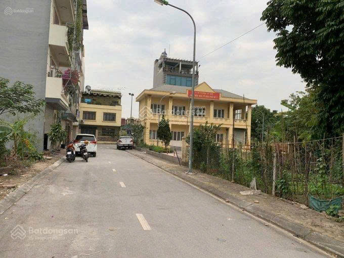 Chính chủ bán đất đấu giá A1 tổ 7 Cự Khối, 65.2m2 mặt tiền 5,5m đường 13m, vỉa hè - Ảnh chính