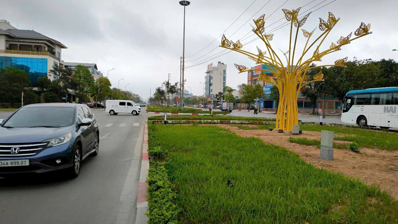 Bán đất TMDV mặt đường Trường Chinh, ph Tứ Minh, TP HD, 500m2, mt 20m, giá tốt - Ảnh 2