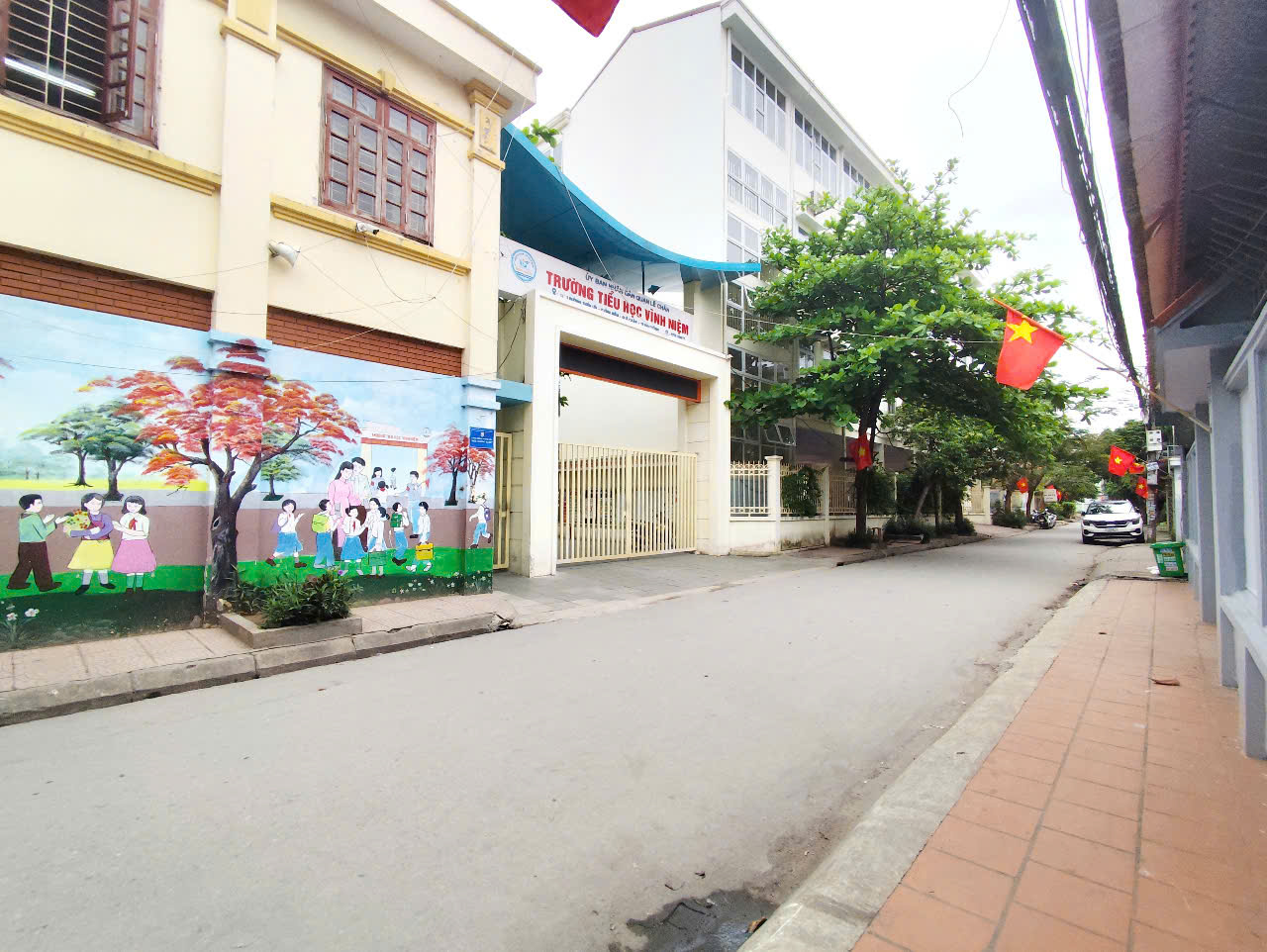 Đất Thiên Lôi, 51m, lô góc 2 mặt, giá 2.35 tỉ, gần ngay Tiểu Học Vĩnh Niệm - Ảnh 1