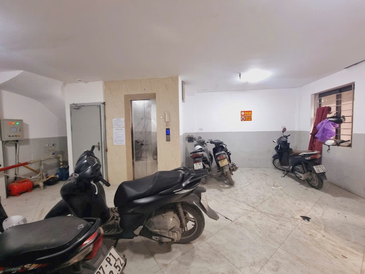 CHÍNH CHỦ CẦN BÁN TÒA CCMN MỚI ĐÉT - THANG MÁY HIỆN ĐẠI - 13 PHÒNG KHÉP KÍN FULL NỘI THẤT SANG XỊN - Ảnh 2