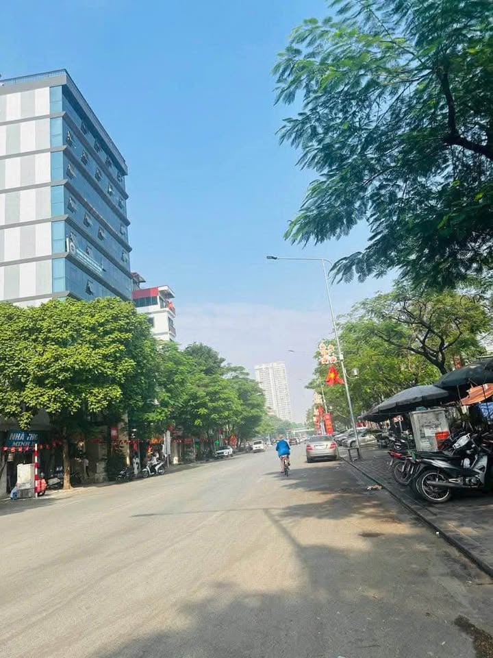 BÁN GẤP NHÀ PHỐ HOÀNG VĂN THÁI, 2 THOÁNG, Ô TÔ TRÁNH_DT 90M2, 4 TẦNG, MT 5M, 24TỶ - Ảnh chính