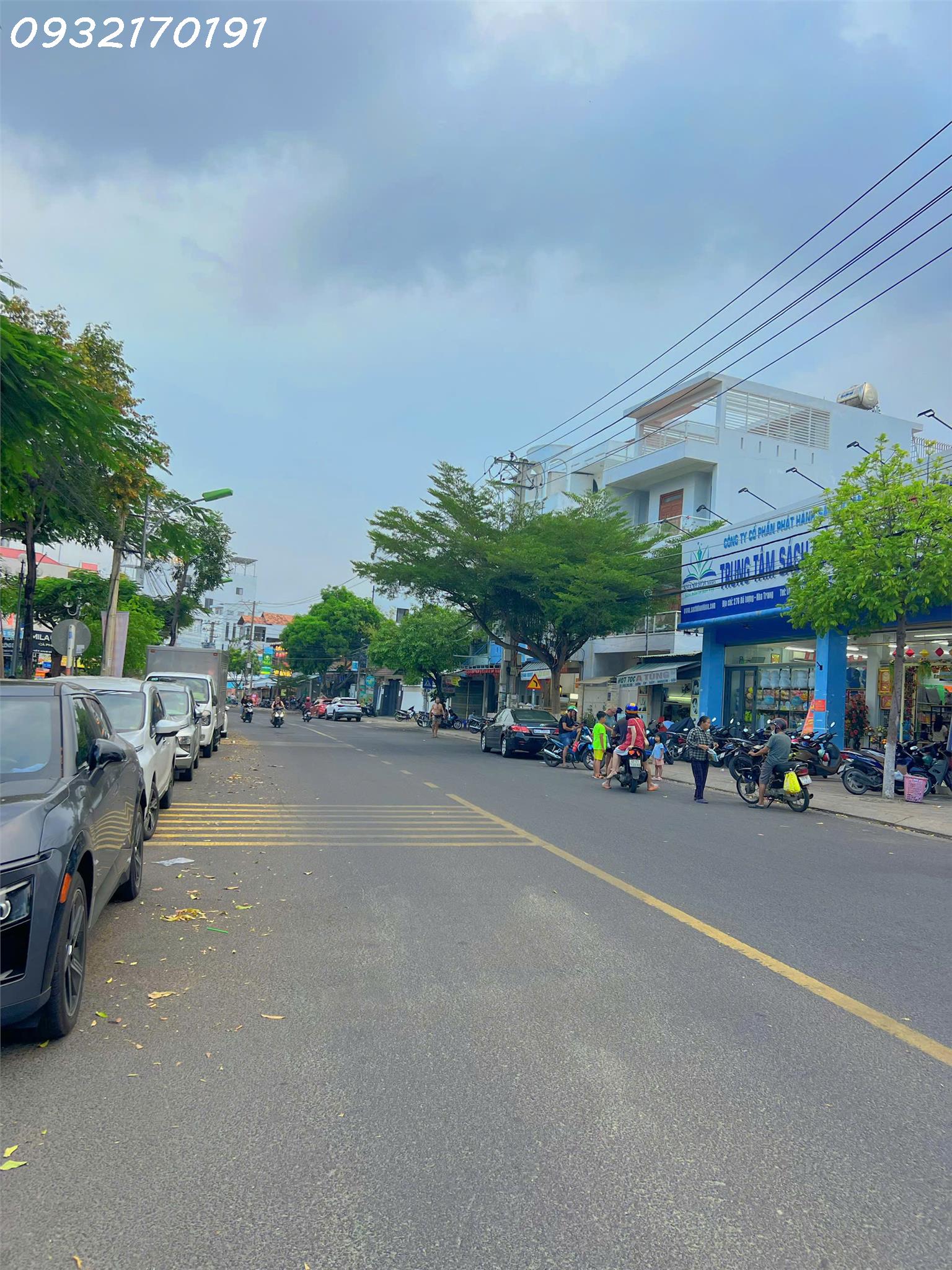 Nhà Cấp 4 Đáng để mua VÌ vị trí đẹp- giá QUÁ RẺ- Đồi diện Công viên ngay vòng xoay- có dòng tiền - Ảnh chính