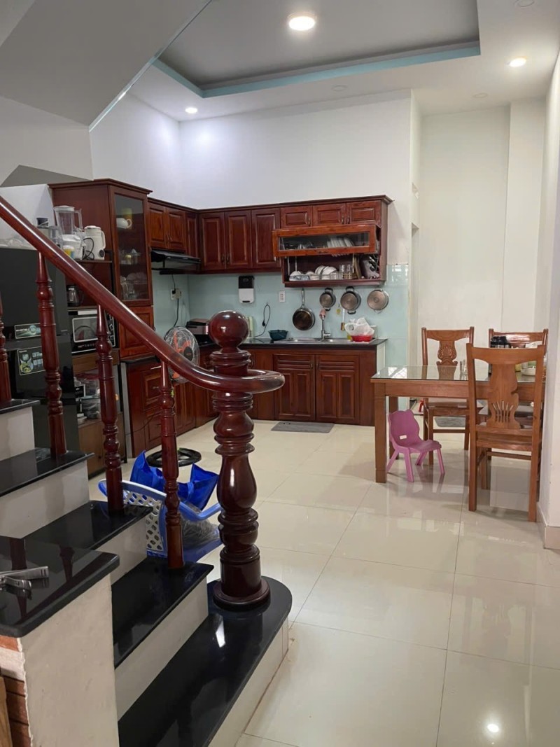Bán nhà 3 tầng, 54m², 3PN, 3WC, Nguyễn Duy Trinh, Q.9 - 4.3 tỷ - Ảnh 1