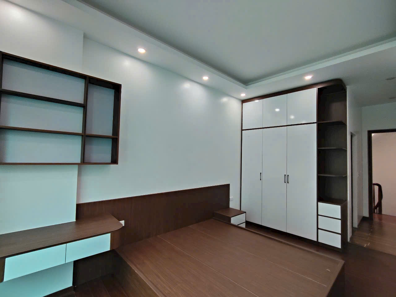 BÁN GẤP NHÀ XÂY MỚI 4.5 TẦNG – TRUNG TÂM QUANG TRUNG, HÀ ĐÔNG ,GIÁ ĐẦU TƯ - Ảnh 3