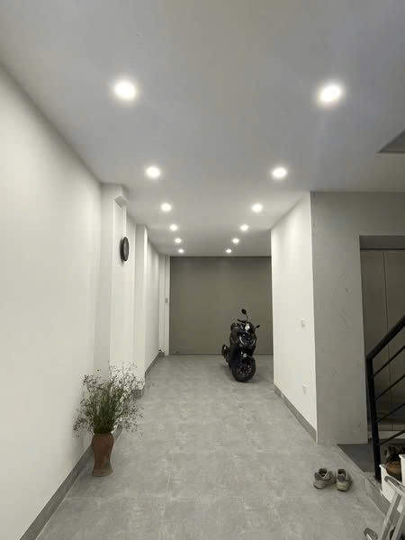 CHÍNH CHỦ CHO THUÊ SÀN VĂN PHÒNG – BÁN HÀNG 50M² TẠI TÂY HỒ - Ảnh chính
