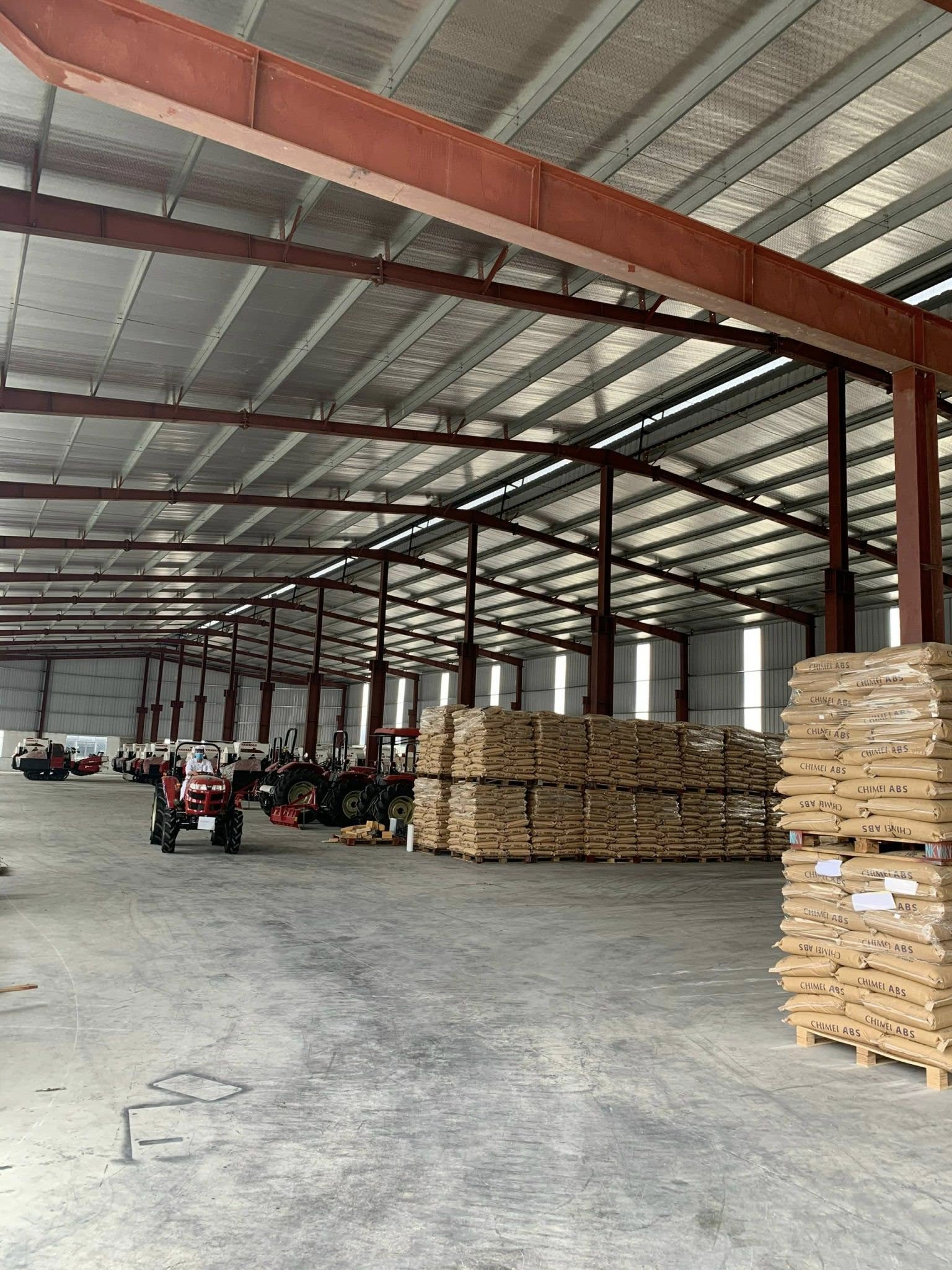 Cho thuê 4800m2 Kho, Xưởng tại KCN Đồng Văn, Hà Nam - Ảnh chính