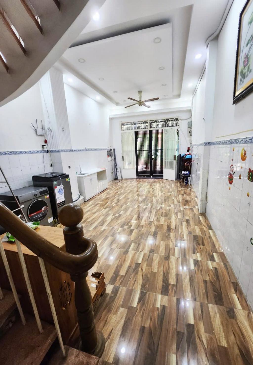 Nhà bán - P. Rạch Ông, 4 tầng, BTCT - nhỉnh 11 tỷ,  hẻm xe tải 109 Dương Bá Trạc - Quận 8 - ngang - Ảnh chính