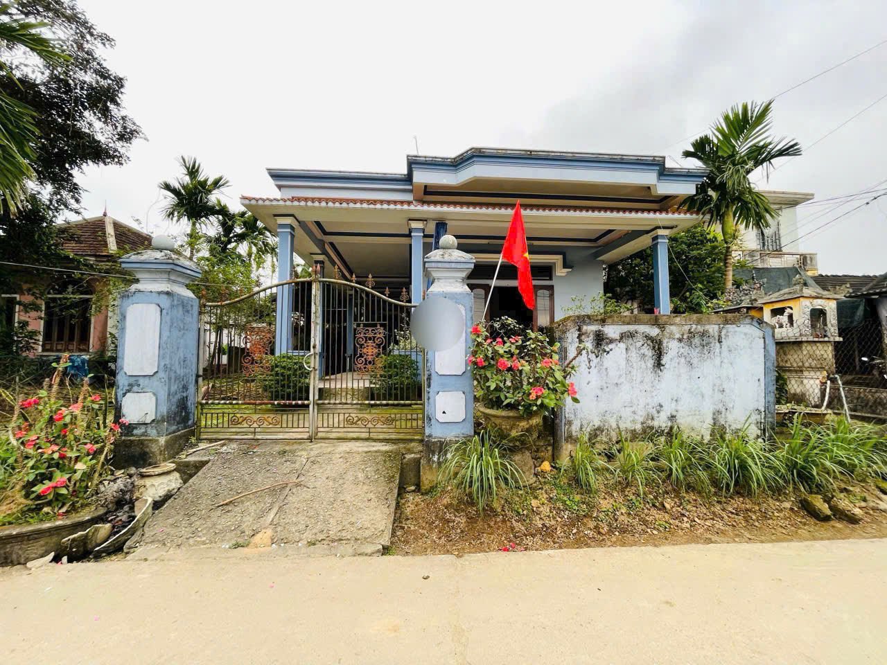 ⚠️ BÁN NHÀ 300m2 đất ở với 03 Mặt tiền Nguyễn Văn Chư , Dạ lê, Thuỷ Phương, Huế ❌ - Ảnh 1